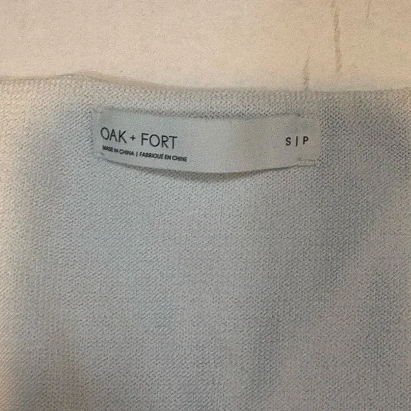 Oak + Fort black trim white crop top, likely a sweater vest small women’s - Picture 3 of 7